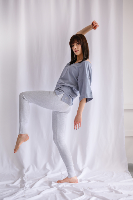 0131-22  LEGGINGS WOMAN / GRAY 