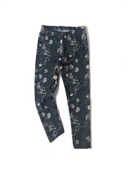 12-20 LEGGINGS / GRAPHIT SPICES