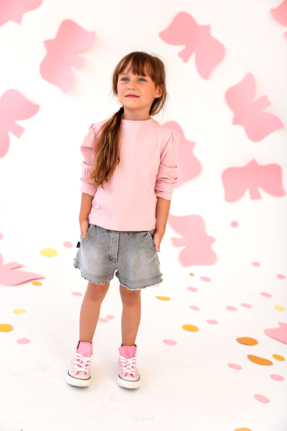 042-24 GIRL SHORTS JEANS / GRAY