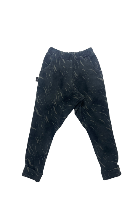 178-23 TROUSERS WINTER / CONNECTION PRINT - BLACK