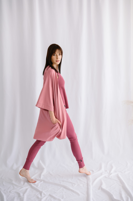 0148-22 KIMONO WOMAN / POWDER PINK