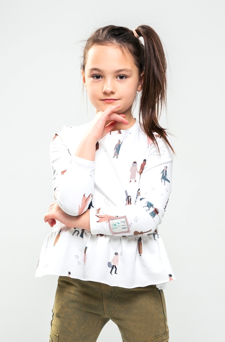 18-110 / LONGSLEEVE girl / musical people white 